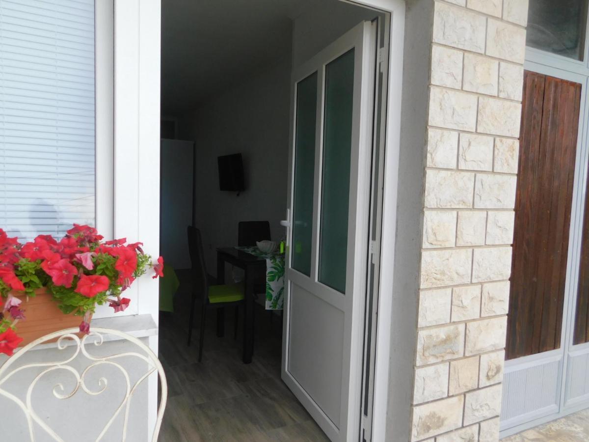 Studio Apartman Jojo Apartment Senj  Ngoại thất bức ảnh
